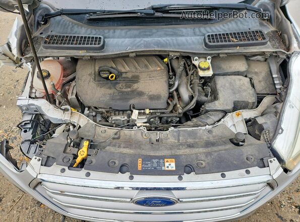 1FMCU9GD3HUC98381 2017 FORD ESCAPE Silver Widok wnętrza z tyłu