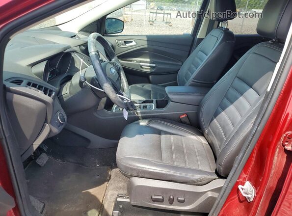 1FMCU9GD3HUD06365 2017 FORD ESCAPE Red Widok wnętrza z przodu