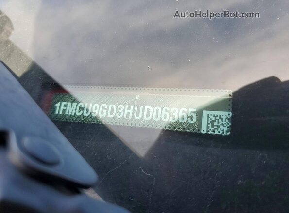 1FMCU9GD3HUD06365 2017 FORD ESCAPE Red Widok wnętrza 360 stopni