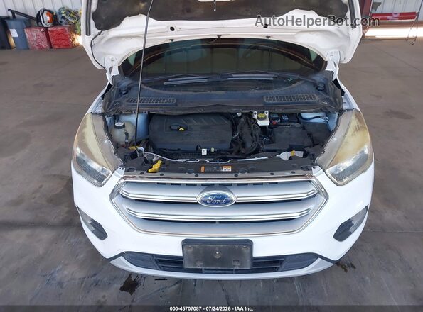 1FMCU9GD3JUA97876 2018 FORD ESCAPE White Widok z tyłu