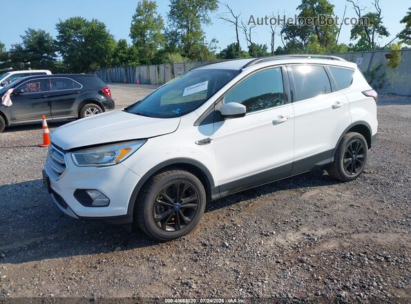 1FMCU9GD3JUB19309 2018 FORD ESCAPE White Front left