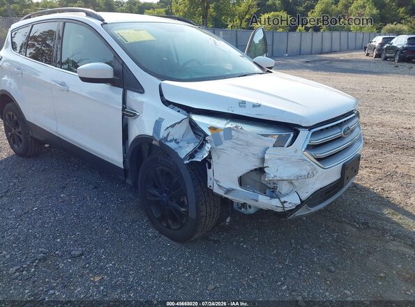 1FMCU9GD3JUB19309 2018 FORD ESCAPE White Front view