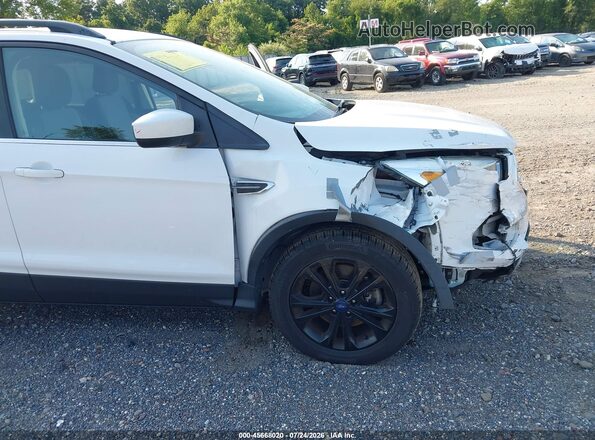 1FMCU9GD3JUB19309 2018 FORD ESCAPE White 