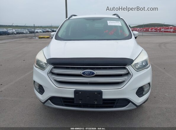 1FMCU9GD3JUB73080 2018 FORD ESCAPE Белый Вид спереди