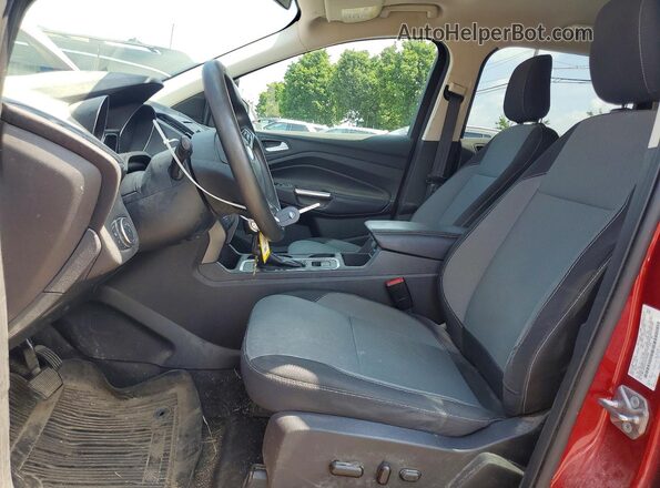 1FMCU9GD3JUC33598 2018 FORD ESCAPE Красный Вид салона спереди