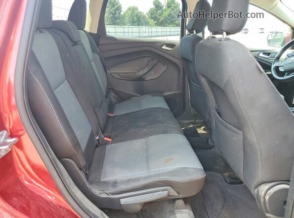 1FMCU9GD3JUC33598 2018 FORD ESCAPE Красный Вид задней части салона