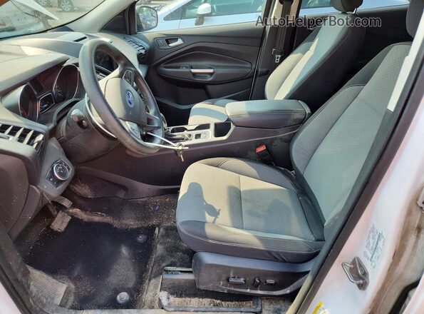 1FMCU9GD3JUC50613 2018 FORD ESCAPE White Front interior view