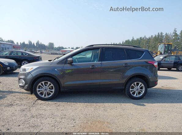 1FMCU9GD3JUC90867 2018 FORD ESCAPE Gray Vista interior de 360 grados