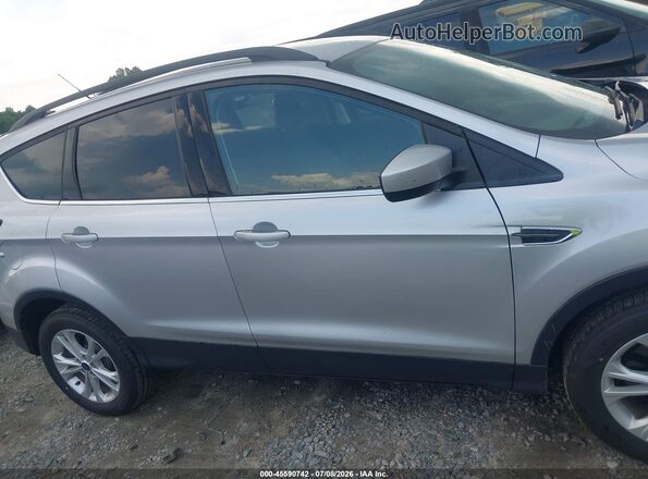 1FMCU9GD3JUD08753 2018 FORD ESCAPE Silver Սալոնի հետևի տեսք