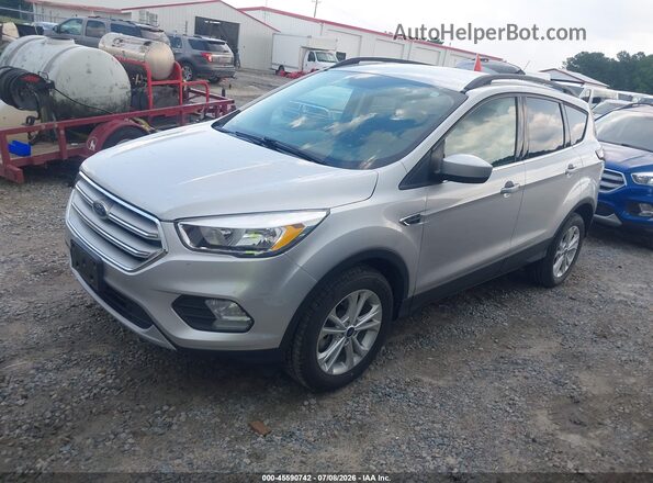 1FMCU9GD3JUD08753 2018 FORD ESCAPE Silver Առջևի ձախ երեք քառորդ տեսարան