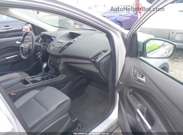 1FMCU9GD3JUD08753 2018 FORD ESCAPE Silver Սալոնի դիմացի տեսք