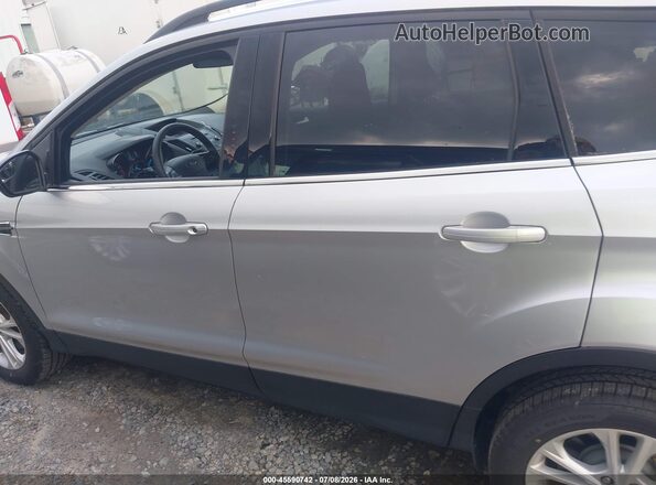 1FMCU9GD3JUD08753 2018 FORD ESCAPE Silver Սալոնի 360 աստիճան տեսք