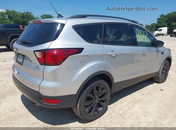 1FMCU9GD3KUB97686 2019 FORD ESCAPE Silver Задня права чверть