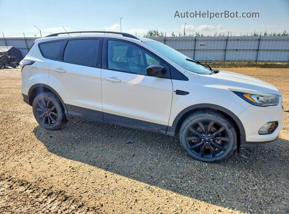 1FMCU9GD4HUA43433 2017 FORD ESCAPE Белый Передняя правая четверть