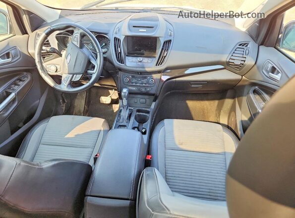 1FMCU9GD4HUA43433 2017 FORD ESCAPE Белый Вид панели приборов