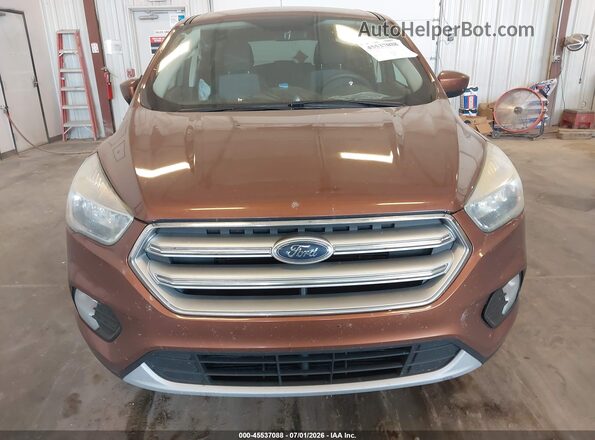 1FMCU9GD4HUB24478 2017 FORD ESCAPE Brown Vista del cuadro de instrumentos