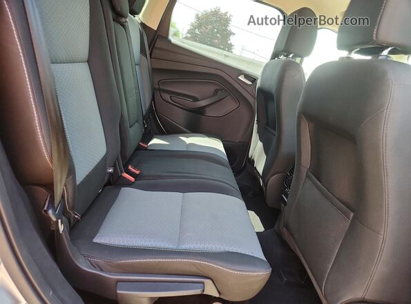 1FMCU9GD4HUB99245 2017 FORD ESCAPE Серый Вид задней части салона
