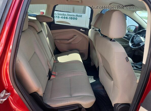 1FMCU9GD4HUC66457 2017 FORD ESCAPE Красный Вид задней части салона
