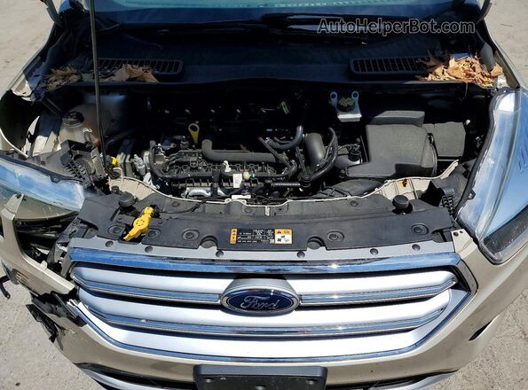1FMCU9GD4HUC70850 2017 FORD ESCAPE Cream Engine compartment view
