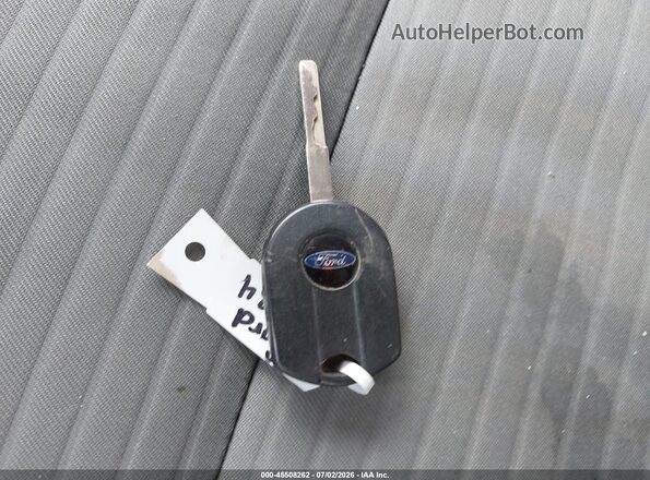 1FMCU9GD4HUD33834 2017 FORD ESCAPE White წინა პანელის ხედი