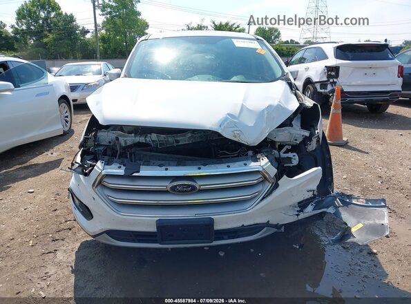 1FMCU9GD4HUF03433 2017 FORD ESCAPE White ხელსაწყოთა პანელის ხედი