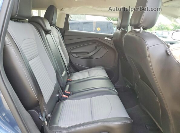 1FMCU9GD4JUA29554 2018 FORD ESCAPE Blue Rear interior view