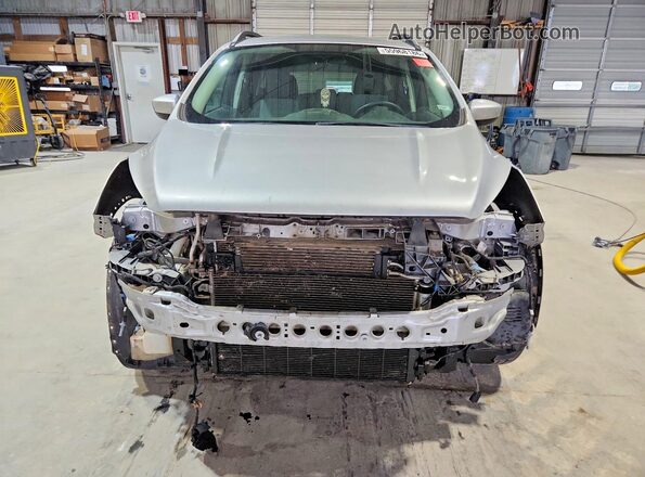 1FMCU9GD4JUB43263 2018 FORD ESCAPE Silver Вид спереду