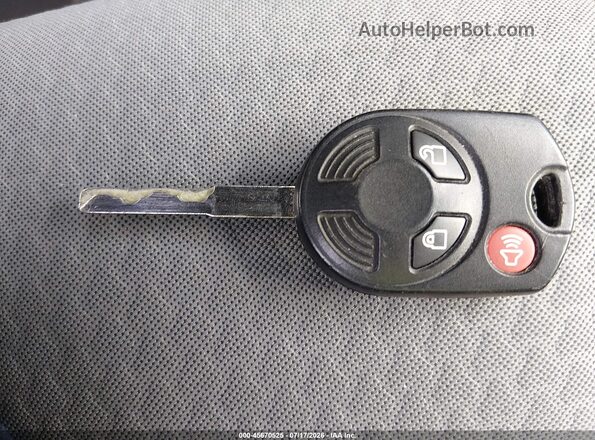 1FMCU9GD4JUB44185 2018 FORD ESCAPE Blue Dashboard view