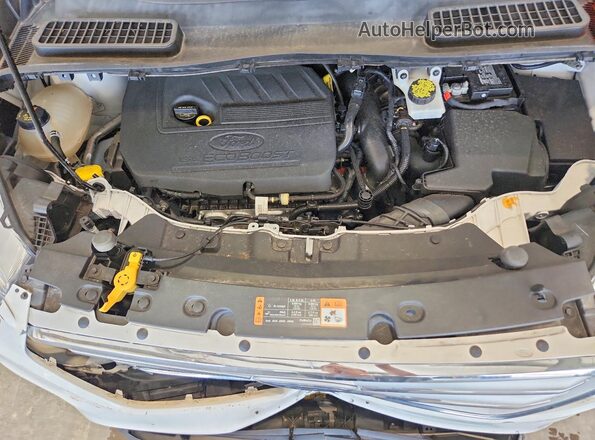 1FMCU9GD4JUB72729 2018 FORD ESCAPE White Widok wnętrza z tyłu