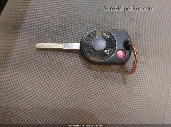 1FMCU9GD4JUC43623 2018 FORD ESCAPE Серый Вид панели приборов