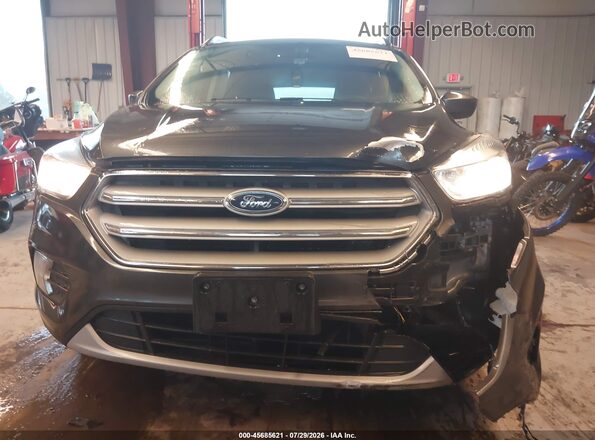 1FMCU9GD4JUC43623 2018 FORD ESCAPE Серый Вид щитка приборов