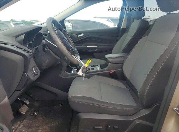 1FMCU9GD4JUC84348 2018 FORD ESCAPE Beige Widok wnętrza z przodu