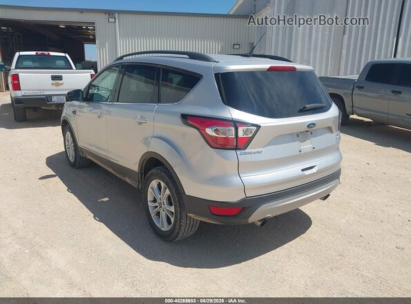 1FMCU9GD4JUD08549 2018 FORD ESCAPE Серебряный Задняя левая четверть