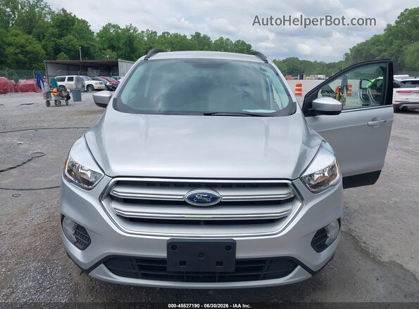 1FMCU9GD4JUD08728 2018 FORD ESCAPE Silver Դիմացի տեսք