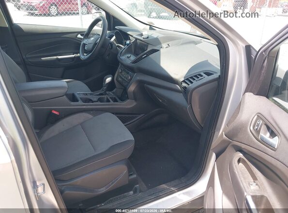 1FMCU9GD4KUA57422 2019 FORD ESCAPE Silver Vista interior delantera