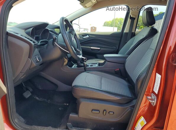 1FMCU9GD4KUB29557 2019 FORD ESCAPE Orange Սալոնի դիմացի տեսք