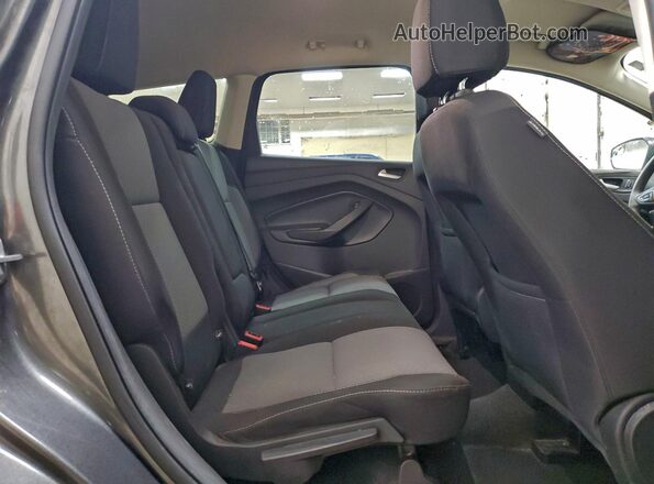 1FMCU9GD5HUB23971 2017 FORD ESCAPE Charcoal Widok wnętrza z tyłu