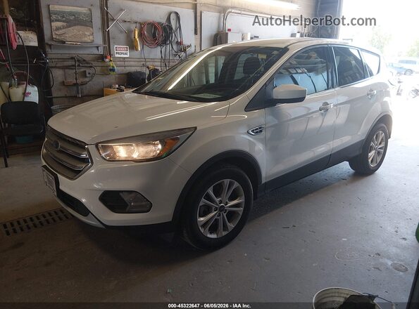 1FMCU9GD5HUD44504 2017 FORD ESCAPE Белый Передняя левая четверть