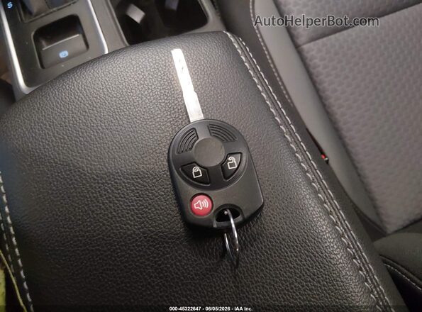 1FMCU9GD5HUD44504 2017 FORD ESCAPE Белый Вид панели приборов