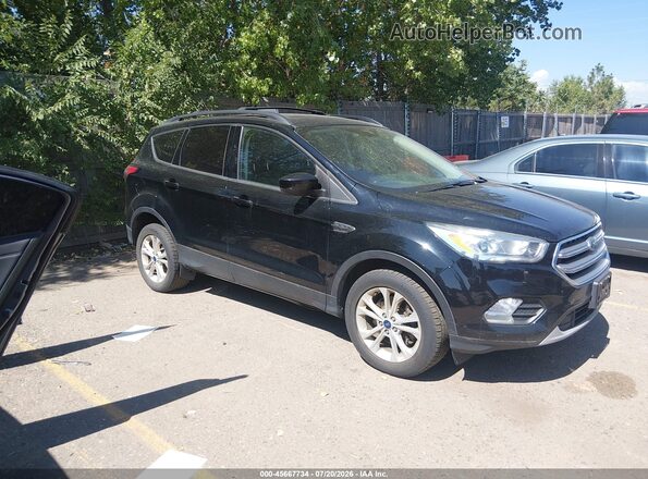 1FMCU9GD5HUD71105 2017 FORD ESCAPE Black Widok wnętrza z tyłu