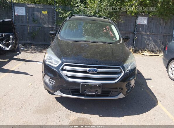 1FMCU9GD5HUD71105 2017 FORD ESCAPE Black Widok zestawu wskaźników