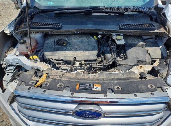 1FMCU9GD5HUD94576 2017 FORD ESCAPE White Vista interior trasera