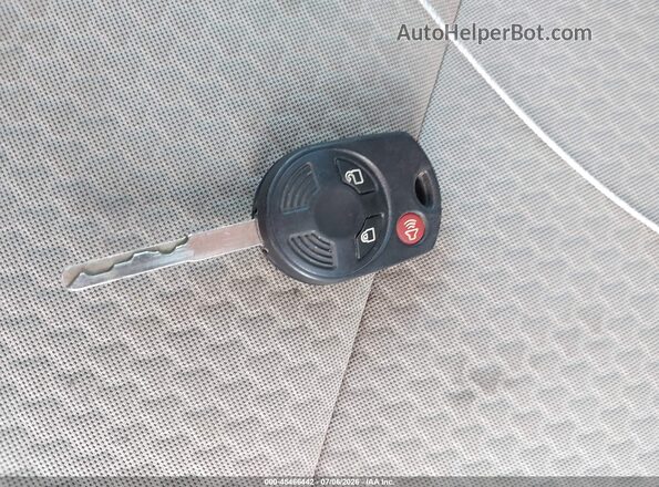 1FMCU9GD5HUE90546 2017 FORD ESCAPE Blue Dashboard view