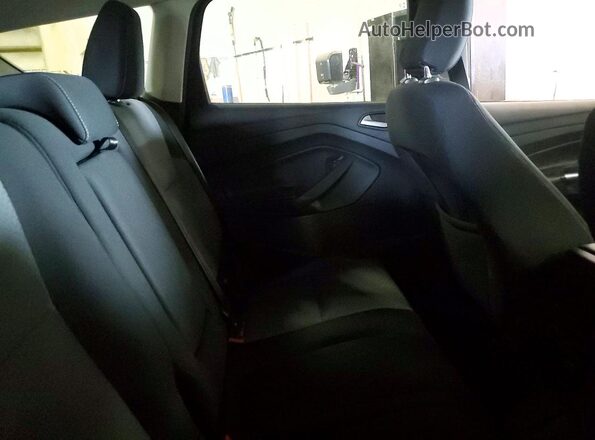 1FMCU9GD5JUC75531 2018 FORD ESCAPE Бордовый Вид задних сидений
