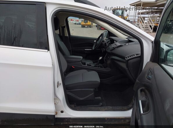 1FMCU9GD5JUD08446 2018 FORD ESCAPE White წინა სალონის ხედი