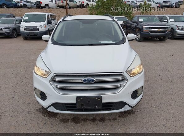 1FMCU9GD5JUD08446 2018 FORD ESCAPE White ხელსაწყოთა პანელის ხედი