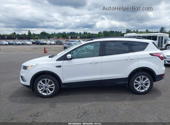 1FMCU9GD5JUD08673 2018 FORD ESCAPE White Սալոնի 360 աստիճան տեսք