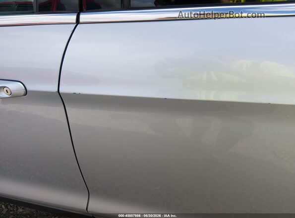 1FMCU9GD5JUD08687 2018 FORD ESCAPE Silver Vista frontal