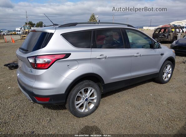 1FMCU9GD5JUD08687 2018 FORD ESCAPE Silver Trasero derecho