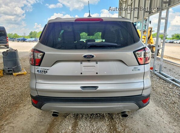 1FMCU9GD5JUD35372 2018 FORD ESCAPE Silver Rear view